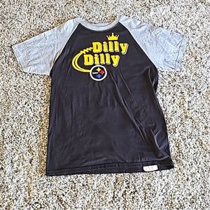 3/$15 Pittsburgh Steelers Dilly Dilly Crewneck Tshirt Sz Medium NFL Game